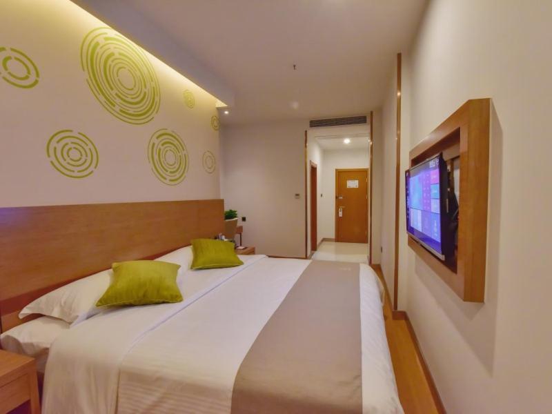 Greentree Inn Huanggang Qichun County Ouyada Square Express Hotel Buitenkant foto